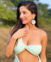 Call Girls Service in Dubai +971 524326770