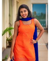 Dubai Indian Escort +971 589782040