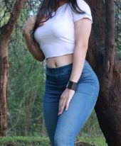9990552040 call girls service in ❤ Sector 8 Gurgaon ❤ high profile available Ncr